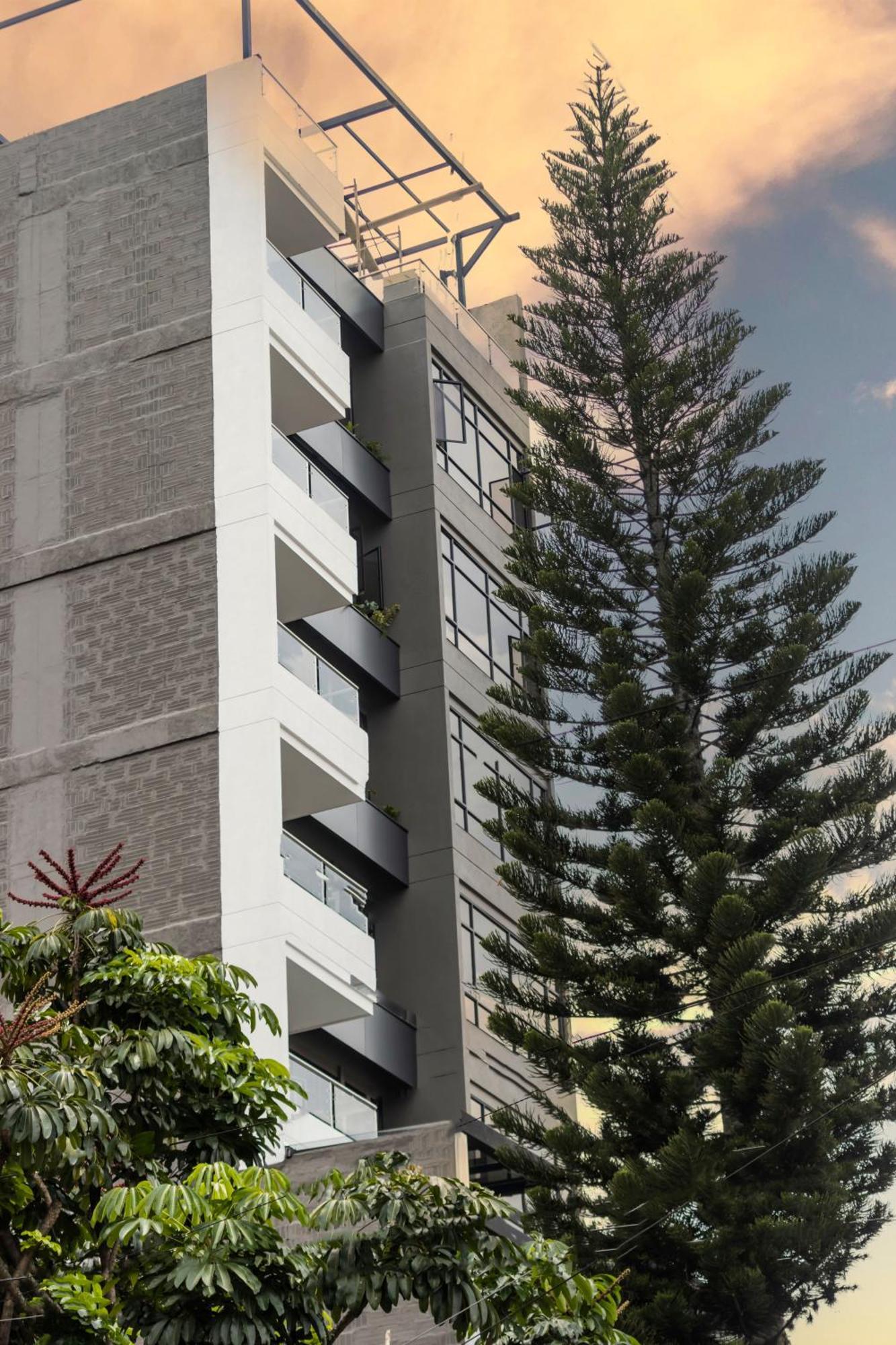 Sonata 44 Hotel Laureles Medellin Exterior photo